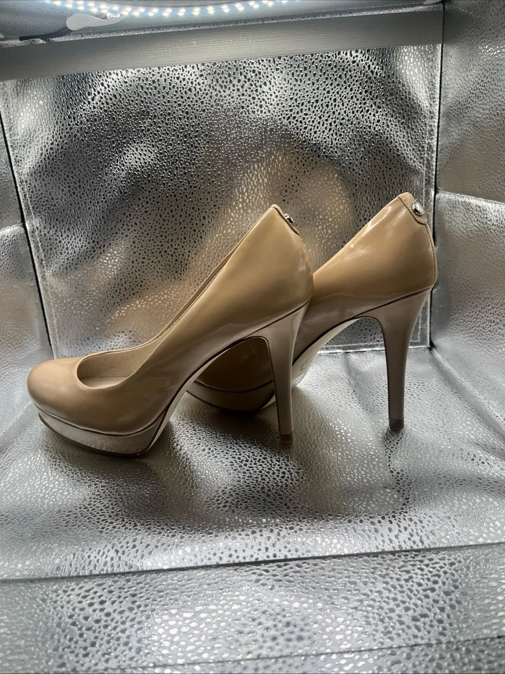 Michael Kors Beige Patent Platform Pumps